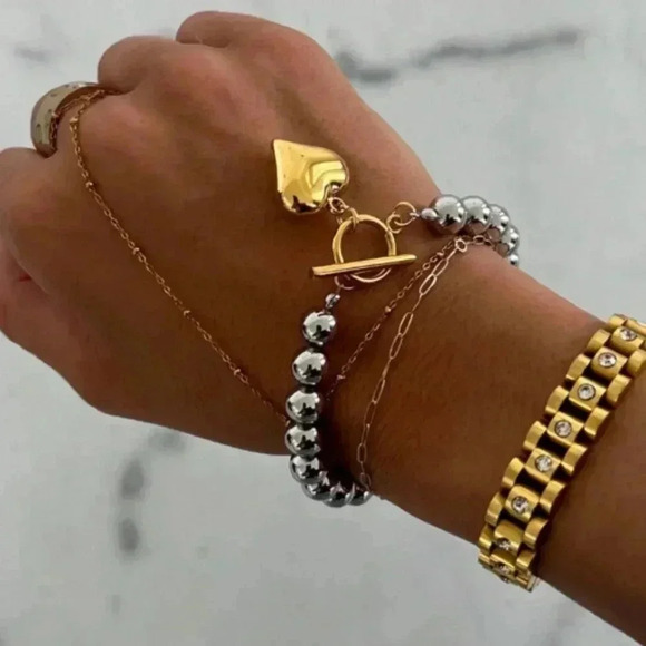 *NEW* 18K Gold Plated Stainless Steel Two Tone Toggle Bracelet & Heart Pendant - Picture 3 of 9